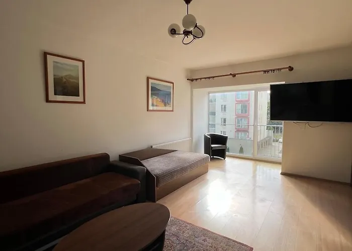 아파트 Cozy Near Santariskes *