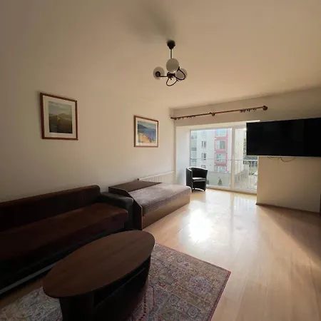 Διαμέρισμα Cozy Near Santariskes *